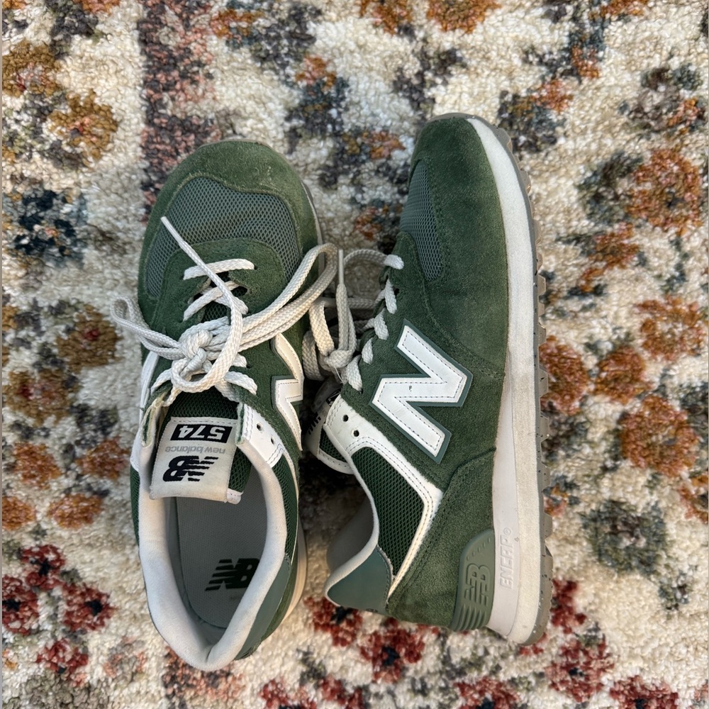 New Balance Women’s Green Sneakers